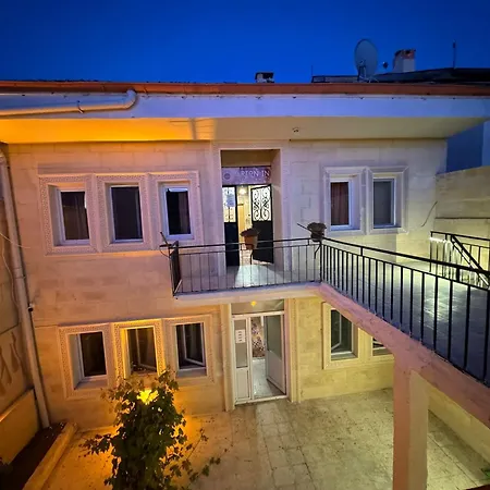 Arton ın Cappadocia