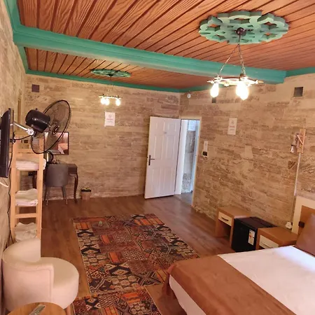 Arton ın Cappadocia *